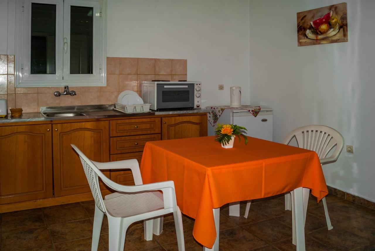 Stavros Apartments Kontokali Next To Gouvia Marina المظهر الخارجي الصورة